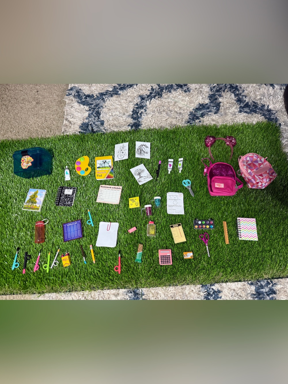 School and art doll accessories